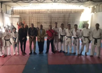 كلية الاثار واللغات تكرم الطالبة اسماء محمد لفوزها بالمركز الثاني في الكاراتية 17 - جريدة المساء