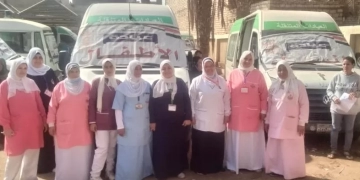 فحص وعلاج  1350حالة..وتقديم 4000 خدمة طبية مجانية في قافلة للصحة بنزلة البرقي الفشن  1 - جريدة المساء