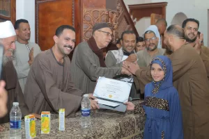 أجيال مضيئة بالقرآن.. النائب أشرف رشاد يكرم حفظة القرآن الكريم بقرى الأشراف بقنا 24 - جريدة المساء