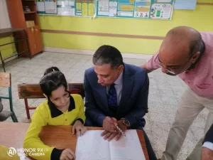استمرار الزيارات المفاجئة لمدارس الجيزة.. وتكريم الطلاب المثاليين في أرض الطابور بإدارة جنوب 23 - جريدة المساء