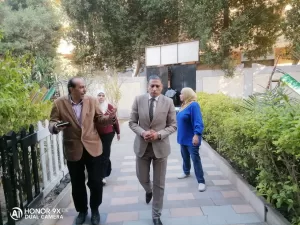 "تعليم الجيزة" علي قدم وساق | وكيل الوزارة يزور اليوم عدة مدارس بالعياط والصف ويختبر مستوي الصغار في القراءة والكتابة 19 - جريدة المساء