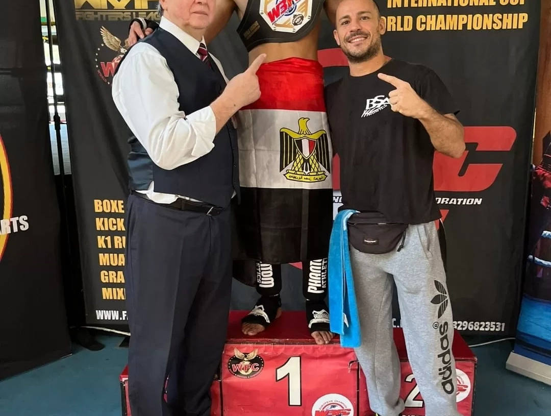 تحت رعاية الإتحاد العام للمصريين في الخارج؛ مصري يتوج بطلا للعالم في الكيك بوكس 15 - جريدة المساء