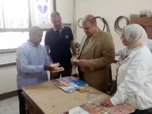 "عنتر" يشيد بالمستوى التعليمي لطلاب مدرسة الأمل الصم وضعاف السمع بقنا 27 - جريدة المساء