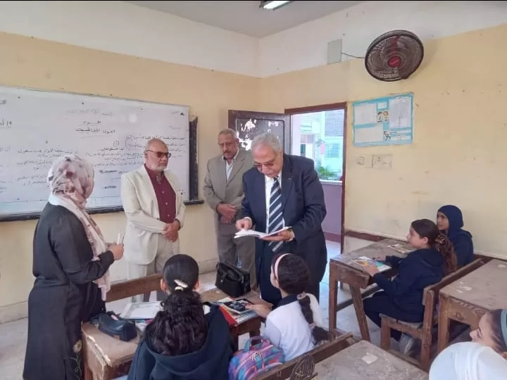 وكيل تعليم القليوبية يتابع انتظام الدراسة..وإنطلاق دورة قائدات المرشدات الرياضية 19 - جريدة المساء