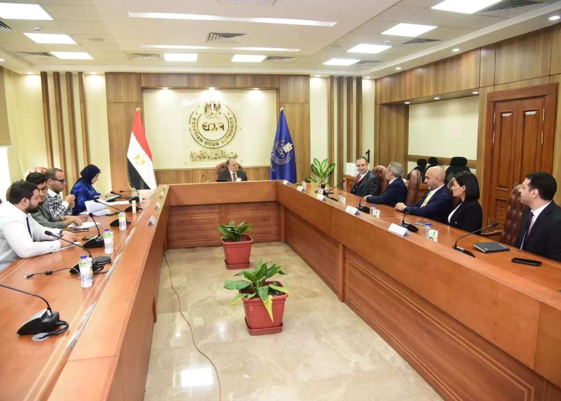 هيئة الدواء المصرية استقبلت وفد شركة باير الدولية لبحث توطين صناعة الدواء في مصر وتعزيز صادرات الأدوية المحلية 27 - جريدة المساء