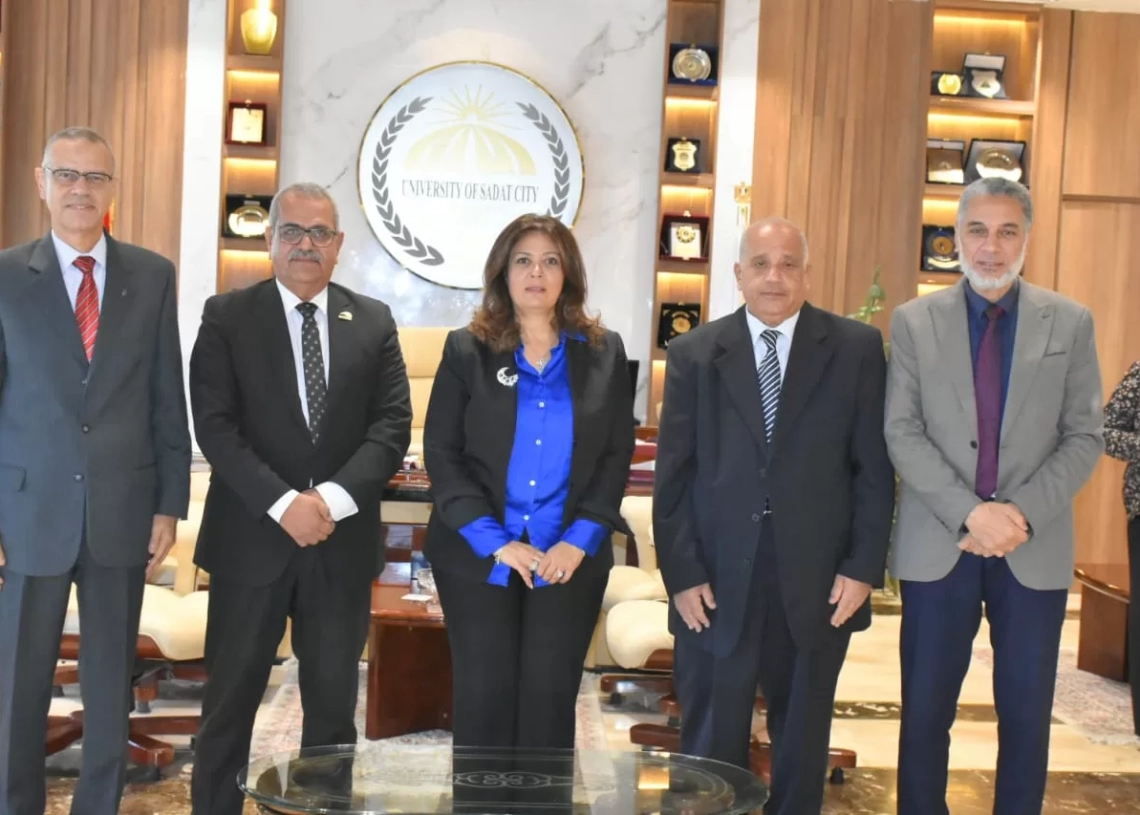 رئيس جامعة مدينة السادات تترأس لجنة اختيار عميد كلية الطب البيطري 19 - جريدة المساء