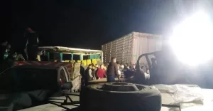  ١٢ حالة وفاة وأكثر من ٤٠ مصابا فى حادث تصادم طريق المطرية بورسعيد 23 - جريدة المساء