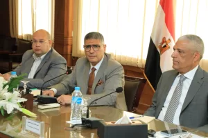 بعد الاجتماع مع لجنة الإدارة المحلية بالبرلمان.. محافظة الجيزة تضع حلولا جذرية لعمارة نفق نصر الدين بحي جنوب العالقة منذ ٣٤ عاما لرفع المعاناة عن الملاك 23 - جريدة المساء