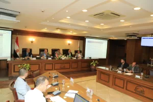 محافظ الجيزة يتابع موقف ملفات تقنين الأراضي ومشروعات الخطة الإستثمارية 34 - جريدة المساء