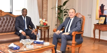 وزير قطاع الأعمال العام يبحث مع سفير كوت ديفوار بالقاهرة فرص تعزيز التعاون الاقتصادي والتجاري 2 - جريدة المساء وزير قطاع الأعمال العام يبحث مع سفير كوت ديفوار بالقاهرة فرص تعزيز التعاون الاقتصادي والتجاري 1 - جريدة المساء