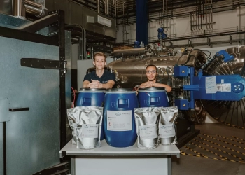 د.أحمد عبدالكريم الرئيس التقني ل "ووترسايكل" تجارب مع الحكومة المصرية لتطبيق ابتكارات تحلية المياه وإنتاج معادن البطاريات 17 - جريدة المساء