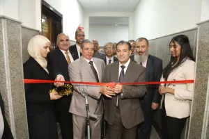 رئيس جامعة جنوب الوادي يفتتح مشروعات تطويرية جديدة بكلية العلوم 25 - جريدة المساء