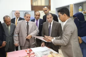 رئيس جامعة جنوب الوادي يفتتح مشروعات تطويرية جديدة بكلية العلوم 21 - جريدة المساء