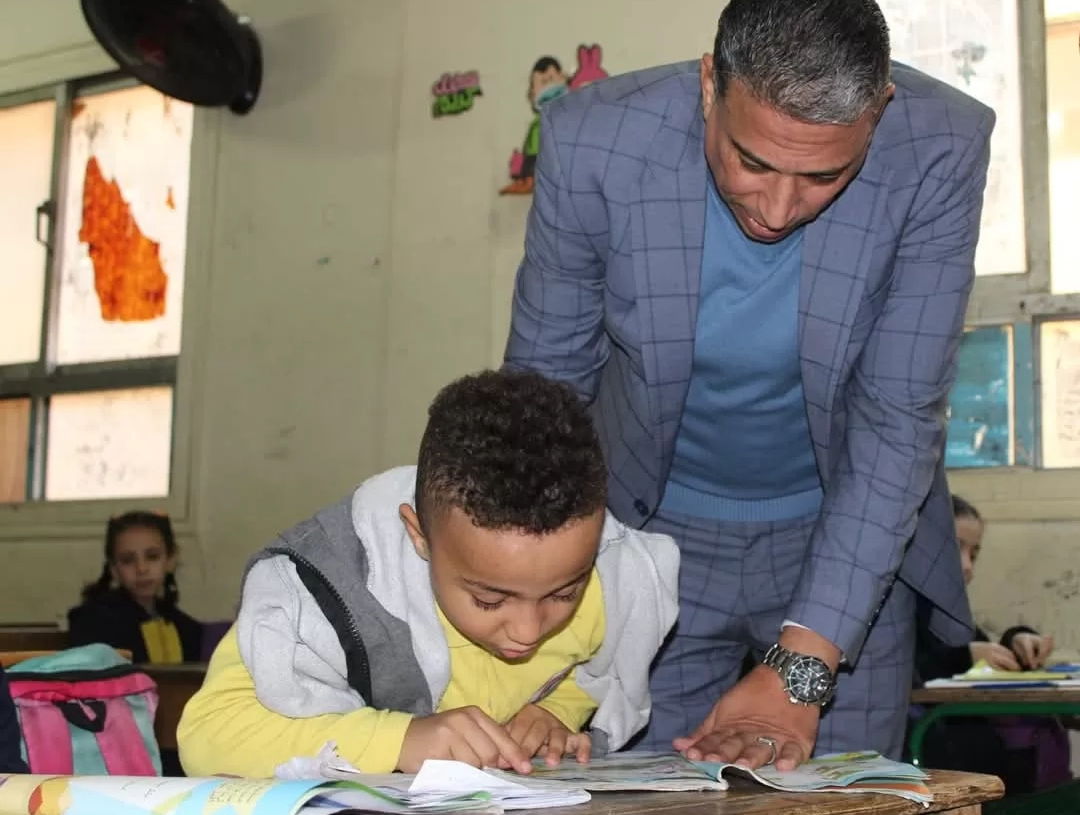 خلال جولته اليوم بمدارس العجوزة.. وكيل وزارة التعليم بالجيزة: رفع مستوي الطلاب ضعاف القراءة والكتابة في مقدمة أولوياتنا (صور) 18 - جريدة المساء خلال جولته اليوم بمدارس العجوزة.. وكيل وزارة التعليم بالجيزة: رفع مستوي الطلاب ضعاف القراءة والكتابة في مقدمة أولوياتنا (صور) 17 - جريدة المساء