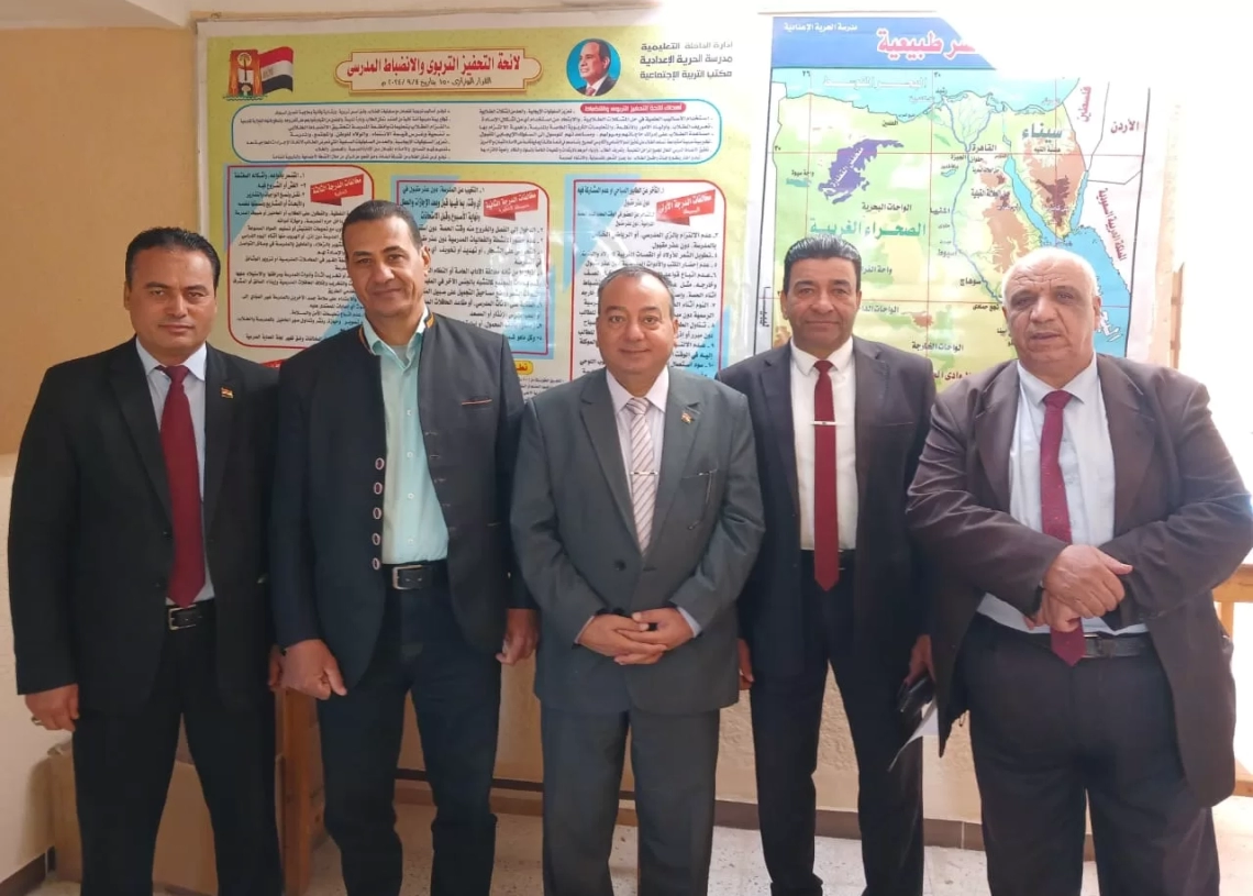 لسلامة الطلاب ضد الازمات والكوارث.. أمن التعليم يتابع تنفيذ خطط الاخلاء في حالات الطوارئ بالوادى الجديد 15 - جريدة المساء