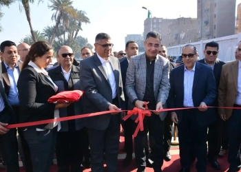 وزير التموين ومحافظ الجيزة يفتتحان “سوق اليوم الواحد” في إمبابة بتخفيضات 30% 21 - جريدة المساء