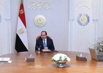 الرئيس السيسي يجتمع مع رئيس الوزراء ووزير الطيران للاطلاع علي موقف تطوير منظومة الطيران 25 - جريدة المساء
