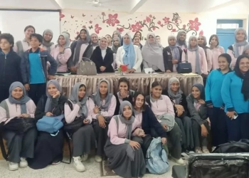 عروض التعلم الذكي في برنامج تدريبي لجامعة القناة بمدرسة أم الأبطال 17 - جريدة المساء