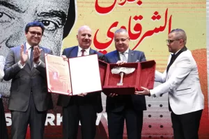 انطلاق اولى ندوات مهرجان شرم الشيخ الدولي للمسرح ووزير الثقافة ومحافظ جنوب سيناء افتتحا الفعاليات أمس 21 - جريدة المساء