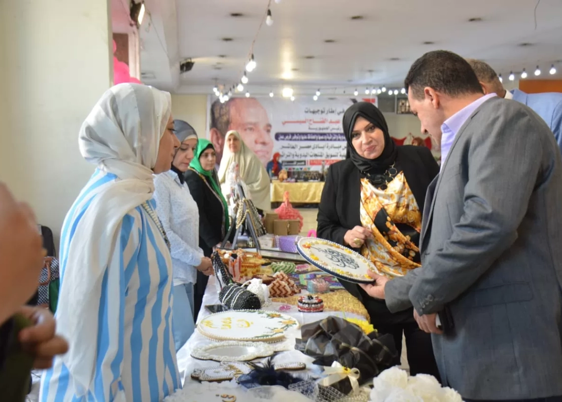 إفتتاح معرض الدقهلية العاشر لمبادرة "أيادي مصر" لتسويق المنتجات اليدوية والتراثية 16 - جريدة المساء إفتتاح معرض الدقهلية العاشر لمبادرة "أيادي مصر" لتسويق المنتجات اليدوية والتراثية 15 - جريدة المساء