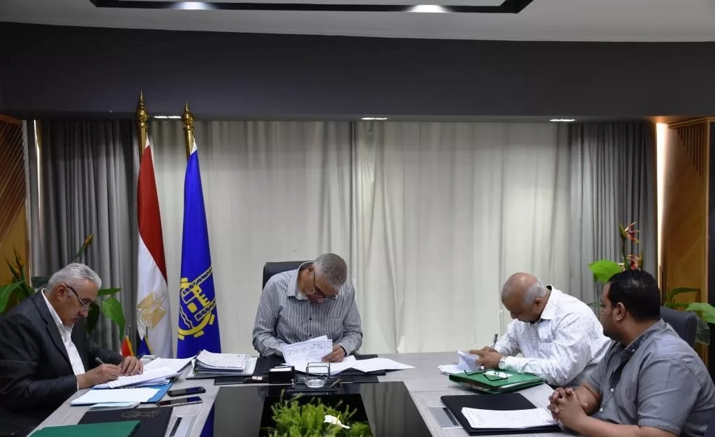 محافظ أسوان : حققنا معدلات إنجاز بملف التقنين وإسترداد أراضى الدولة 16 - جريدة المساء محافظ أسوان : حققنا معدلات إنجاز بملف التقنين وإسترداد أراضى الدولة 15 - جريدة المساء