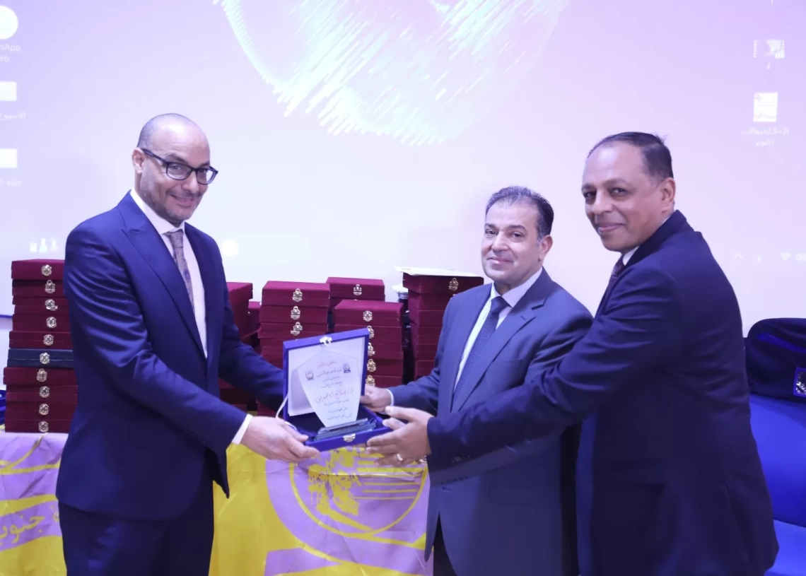 جامعة جنوب الوادى تحتفل بتخريج الدفعة السادسة من كلية طب الفم والأسنان 18 - جريدة المساء