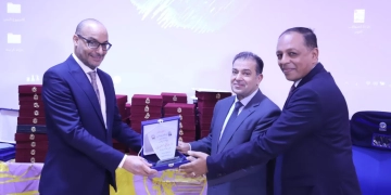 جامعة جنوب الوادى تحتفل بتخريج الدفعة السادسة من كلية طب الفم والأسنان 1 - جريدة المساء