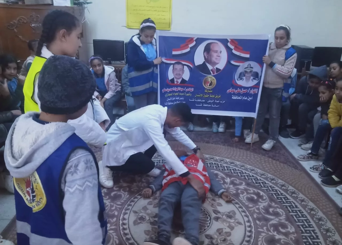 "حماة الوطن" يدرب طلاب مدرسة الكاثوليك بحجازة على خطط الإخلاء والطوارئ 12 - جريدة المساء