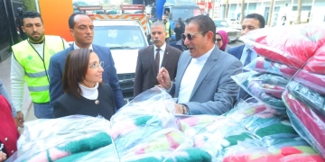 "صناع الدفا" توزع مساعدات ومواد غذائية على الأسر الأولى بالرعاية بالبحيرة 2 - جريدة المساء "صناع الدفا" توزع مساعدات ومواد غذائية على الأسر الأولى بالرعاية بالبحيرة 1 - جريدة المساء