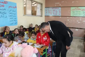 الجزاء من جنس العمل| وكيل وزارة التعليم بالجيزة يجازي مدير مدرسة بمنشأة القناطر لإهمال أعمال الصيانة والنظافة.. ويكرم آخر و4 مدرسات لتفانيهم في واجباتهم 26 - جريدة المساء