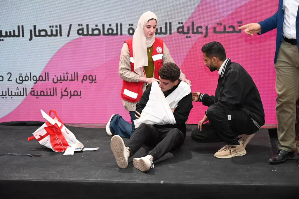 وزيرة التضامن تدشن مبادرة الهلال الأحمر المصري "بإيديك تنقذ حياة" داخل مراكز الشباب 23 - جريدة المساء وزيرة التضامن تدشن مبادرة الهلال الأحمر المصري "بإيديك تنقذ حياة" داخل مراكز الشباب 22 - جريدة المساء