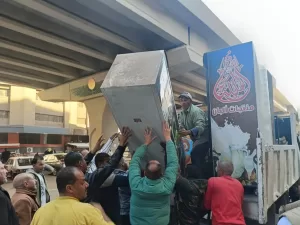 استجابة لشكاوي المواطنين.. محافظة الجيزة تزيل 700 حالة إشغال للمحال التجارية والباعة الجائلين بعدة مناطق بفيصل (صور) 42 - جريدة المساء