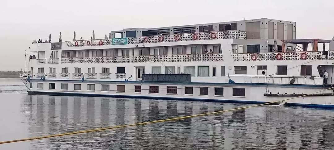 شحوط إحدى البواخر السياحية في نهر النيل بمركز بني مزار 18 - جريدة المساء