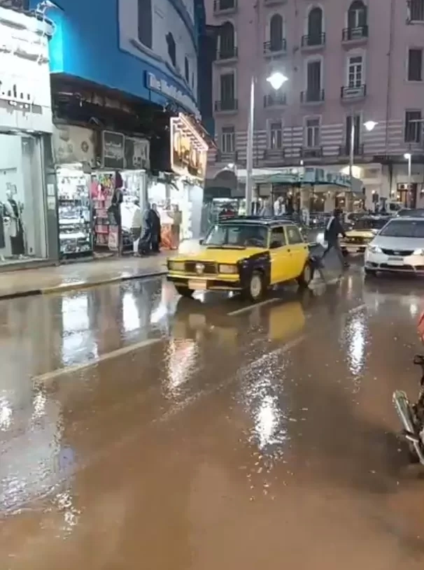 أمطار متوسطة لغزيرة على مناطق متفرقة من الإسكندرية 15 - جريدة المساء