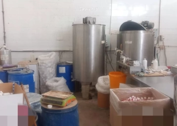 ضبط 1600 عبوة دوائية و إضافات أعلاف فاسدة .. بالسادات المنوفية 23 - جريدة المساء