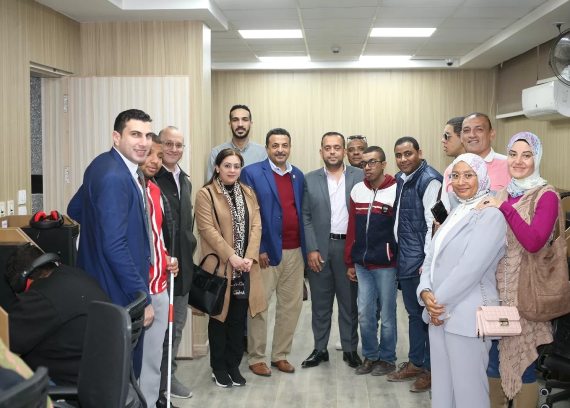 زيارة من ٧ جامعات حكومية بقيادة فريق الاميديست لمركز خدمات ذوي الاعاقة بجامعة جنوب الوادي 19 - جريدة المساء