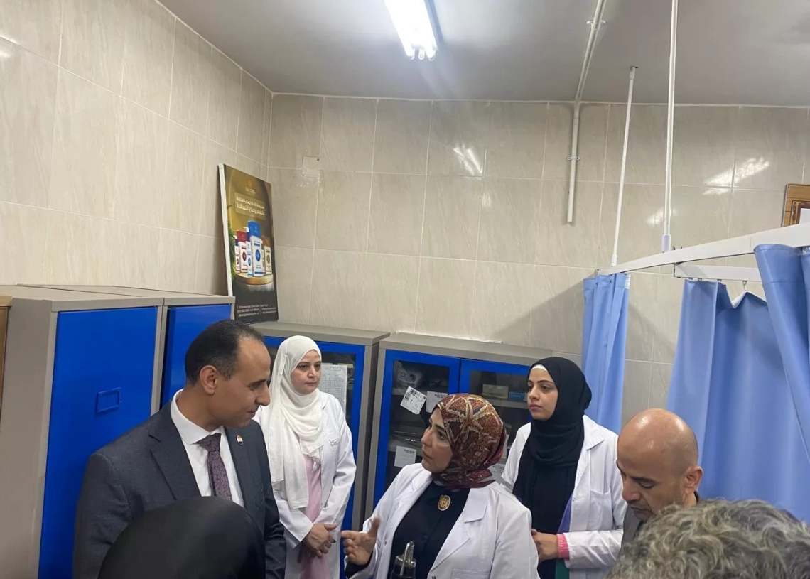 وكيل وزارة الصحة بالشرقية يشهد اليوم الصحي لمرضى "حب الشباب" بمستشفى الزقازيق العام 28 - جريدة المساء وكيل وزارة الصحة بالشرقية يشهد اليوم الصحي لمرضى "حب الشباب" بمستشفى الزقازيق العام 27 - جريدة المساء