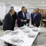 ‎وزير قطاع الأعمال العام يتفقد فرع "عمر أفندي" بميدان روكسي بعد تطويره 25 - جريدة المساء