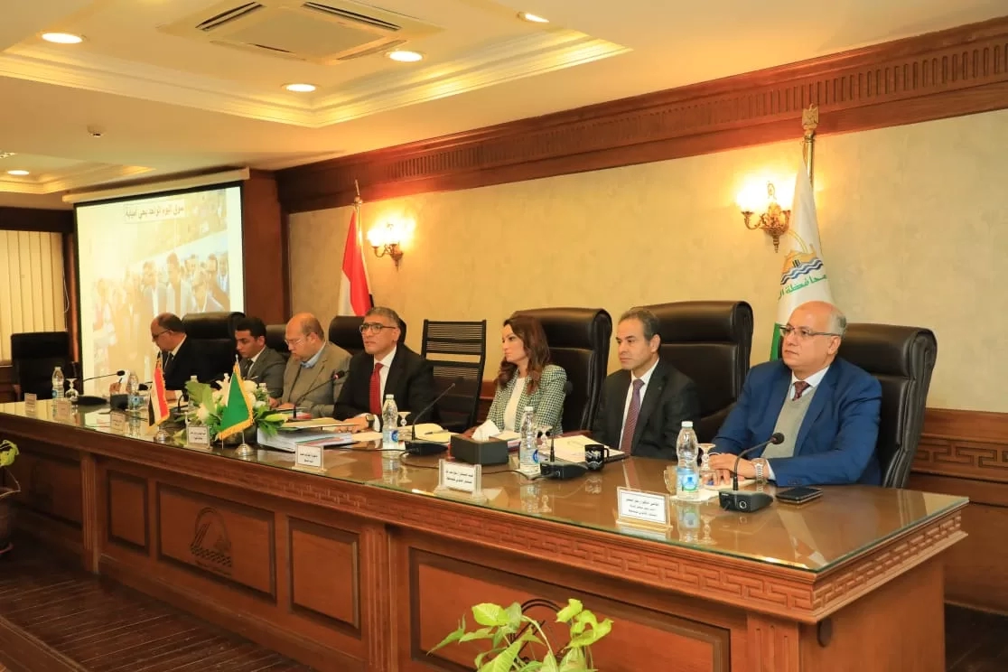 في أول لقاء بعد الاجتماع الرئاسي: محافظ الجيزة ينقل تحيات الرئيس لأبناء المحافظة وأعضاء الجهاز التنفيذي 15 - جريدة المساء