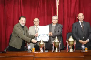 رئيس جامعة الزقازيق يشهد فعاليات حفل ختام مهرجان المسرح للفصل الواحد 43 - جريدة المساء