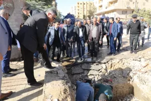 محافظ الجيزة يتفقد أعمال إصلاح كسر مفاجئ بوصلة الربط لخط مياه بحدائق الأهرام 31 - جريدة المساء