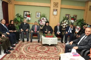 محافظ الجيزة يزور الكنيسة الكاثوليكية لتهنئة الأقباط بعيد الميلاد المجيد 19 - جريدة المساء