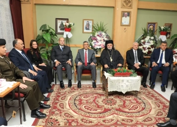 محافظ الجيزة يزور الكنيسة الكاثوليكية لتهنئة الأقباط بعيد الميلاد المجيد 29 - جريدة المساء