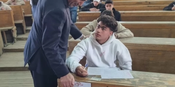 نائب رئيس جامعة الزقازيق لشئون التعليم والطلاب يتابع سير الامتحانات بالكليات 2 - جريدة المساء نائب رئيس جامعة الزقازيق لشئون التعليم والطلاب يتابع سير الامتحانات بالكليات 1 - جريدة المساء