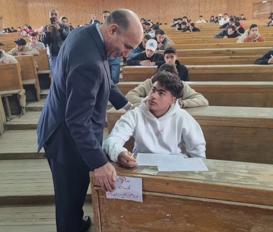 نائب رئيس جامعة الزقازيق لشئون التعليم والطلاب يتابع سير الامتحانات بالكليات 16 - جريدة المساء نائب رئيس جامعة الزقازيق لشئون التعليم والطلاب يتابع سير الامتحانات بالكليات 15 - جريدة المساء