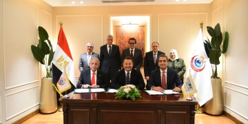 وزير الصحة : بروتوكول لإنشاء مصنع متعدد الأغراض للمواد الخام الدوائية في مصر 9 - جريدة المساء