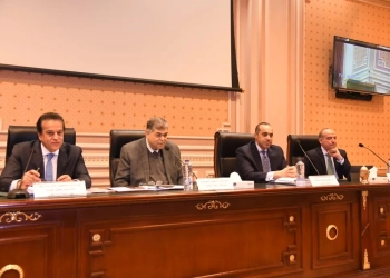 فى اجتماع لجنة الشئون الصحة بمجلس النواب ..وزير الصحة يؤكد حرص الحكومة على حقوق الفريق الطبي ومتلقي الخدمة 17 - جريدة المساء