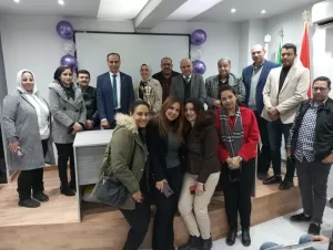 وكيل وزارة الصحة بالشرقية يختتم المسابقة الأولى للعنايات المركزة بالمحافظة ويسلم الكأس لمستشفى الصدر 27 - جريدة المساء