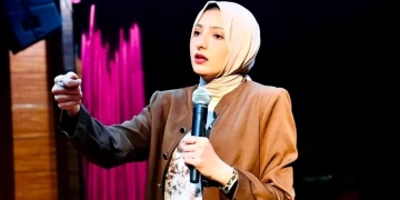 بيئة العمل السامة: التحديات والتأثيرات على الموظفين والمؤسسات 2 - جريدة المساء بيئة العمل السامة: التحديات والتأثيرات على الموظفين والمؤسسات 1 - جريدة المساء