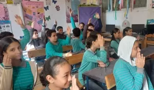 "الاستخدام الآمن للأجهزة الذكية"..برنامج تدريبي لجامعة القناة بمدرسة الشهيد محمد السماك 23 - جريدة المساء